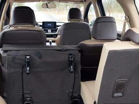 7座车和5座车的区别在哪里？车主们说出感受，等买完后悔就晚了