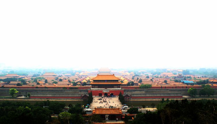 故宫为什么都是黄色红色为主,你了解是什么原