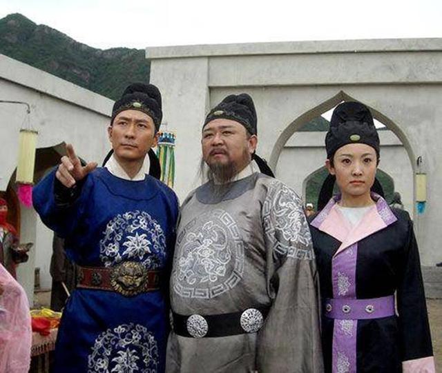 《神探狄仁杰》系列剧,讲述大唐的侦探故事,剧情紧张太锻炼大脑