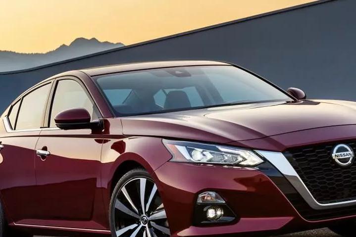 新天籁将上市 新车外形年轻又帅气 日系20万中级轿车争夺战将开打