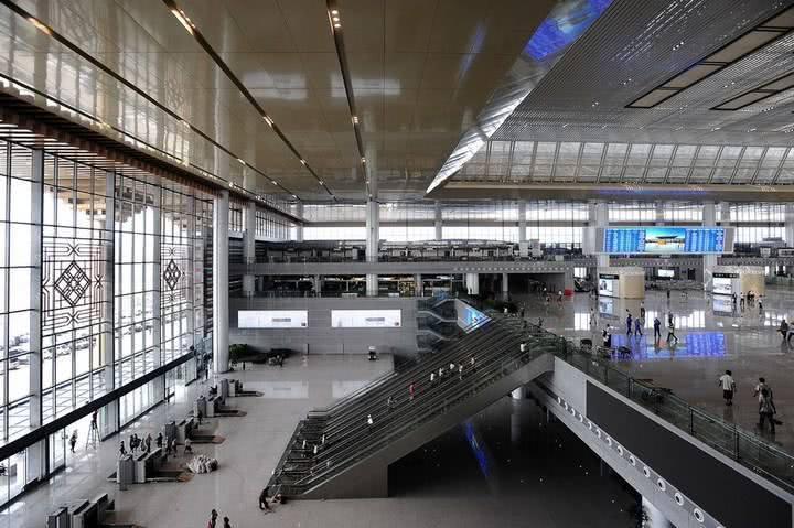 中国最重要的五大火车站, 一个是亚洲最大, 三个能直达全国各省市