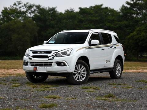 都说是国产爬坡王，军工打造霸气超霸道，配3.0T四驱，仅17万起