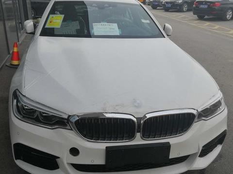 河南90后车友花76万买辆进口宝马540i，坦言自己还有一辆福特野马