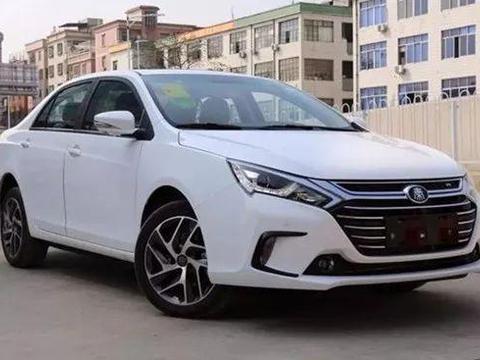 比亚迪新一代秦曝光，外观和奥迪相似度达80%