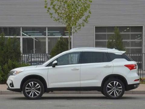 月入3000出头的年轻人想买suv的看过来，挺不错的