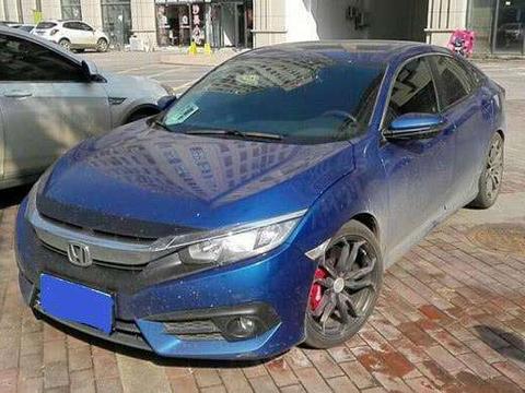 15.6万元买辆本田思域, 车主开了半年: 朋友看到车后坦言不想直视