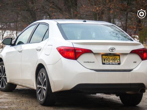 卡罗拉车主要哭了，撞不过比亚迪，我还撞不过它？