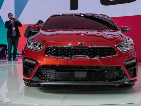 2019年起亚福瑞迪：更时尚、更高效的小型车更省油，值得称赞