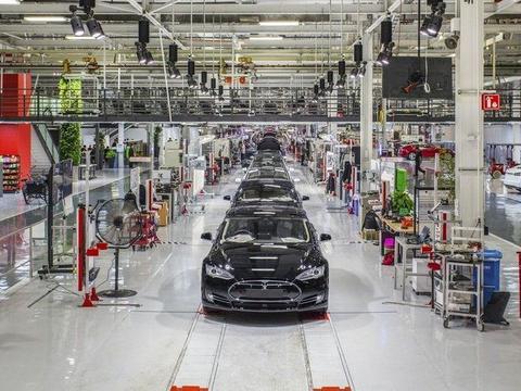 特斯拉总裁要睡到厂里：Musk撤换生产主管