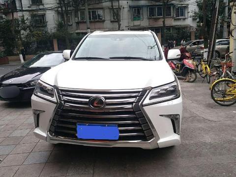 父亲花163万买雷车570，开大众尚酷的儿子拿到钥匙时情不自禁笑了