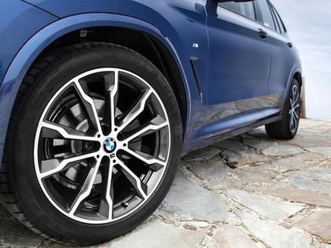 即将发布，2.0T配8AT，颜值更加硬朗动感，奥迪奔驰强劲对手！