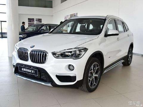 这车入华后, 配置严重缩水, 明显糊弄国人, 为何卖30万还抢破头?