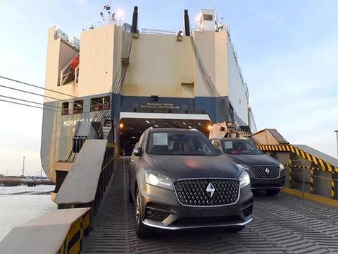 [首批宝沃BX7 TS抵达不莱梅港]