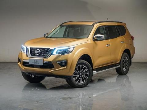 被汉兰达逼急了，这SUV非承载车身+四驱，性能不输霸道仅17万