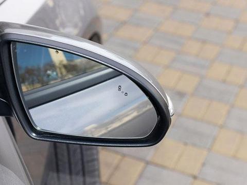 别骂韩系车了。这车为挽回颜面力降3万，B级不足14万放过雅阁吧