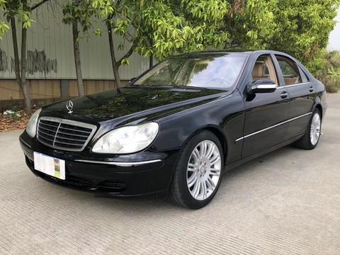 13年车龄的奔驰S500，二手车无人问津，买得起却开不起