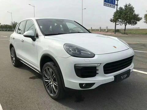 卡宴的外表千篇一律，55万买台Turbo才是万里挑一