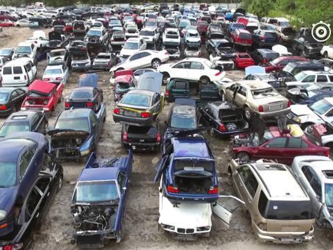 为什么卖不掉的汽车，非要晒成废铁，没人买还要继续生产？
