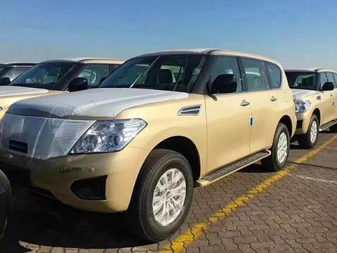 低配进口车秒变高档车，揭秘港口不为人知的秘密！