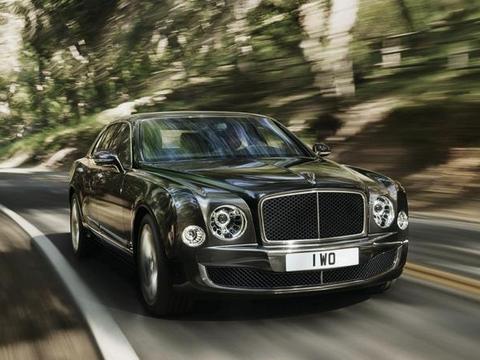 奔驰硬怼宾利！是谁给它的勇气？梁静茹吗？