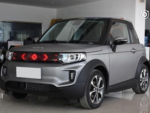 北汽最新两座神车，三块大屏让你感受科技前沿