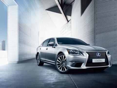 既生瑜何生亮？百万元级别的“瑜亮之战”雷克萨斯LS对战宝马7系