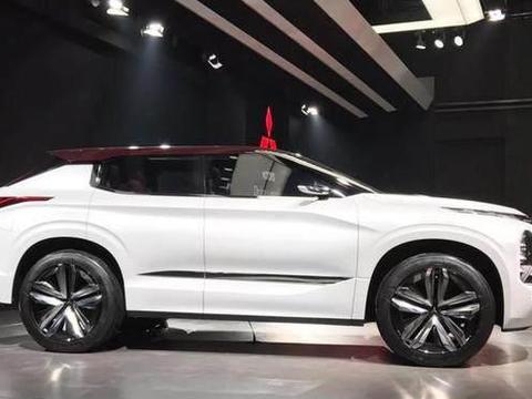 这款国产SUV，混合动力，配四驱，比普拉多要霸气