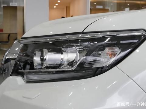 全系V6配四驱，越野可战国产路虎 试问谁能拒绝这开不坏的SUV？