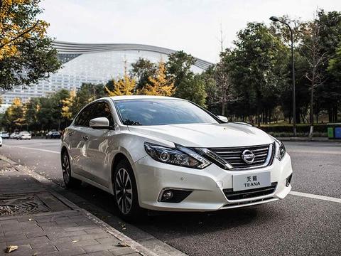 20万预算不知道买啥车？这6台车省油大空间，买完不后悔！