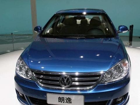 神车朗逸推出新款，卡罗拉轩逸能受得了吗？