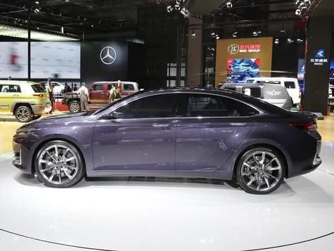 耗资2亿收购，内饰比宝马还美，未上市订单已破3万，仅15万