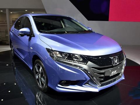 不到8万的本田国产轿跑，外观比雅阁霸气，捷达看了捏把汗