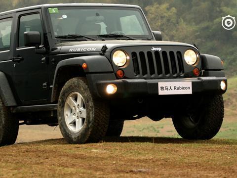 全新牧马人7月即将面市！2.0T配8AT，45万起售你会考虑吗？