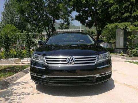 花25万买辆7万公里的大众，好友不解，车主打开车门后瞬间懂了