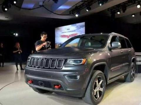 普拉多没它豪华，宝马X5没它能越野，2915mm超大空间只卖Q5的价