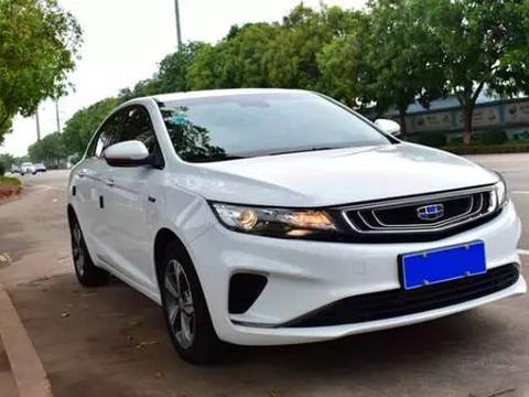 还买什么合资，仅8万国民神车，高配1.4T油耗5.4，比轩逸还厚道