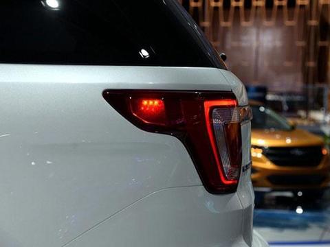 派SUV将国产，尺寸比途昂大，气场胜路虎，或30万起