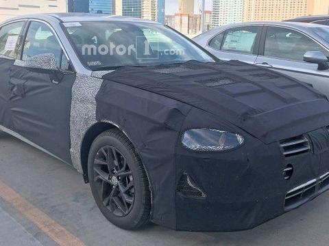 全新一代索纳塔谍照曝光 或明年年初亮相