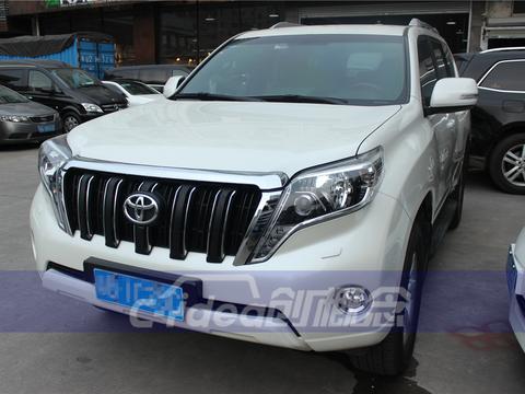 丰田霸道内饰改装重生，红与黑的经典碰撞！