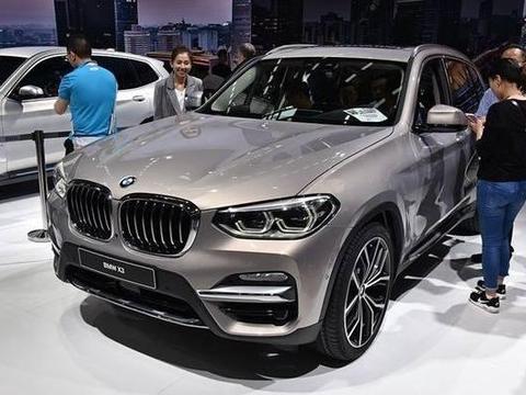 奥迪Q5难卖了！这车号称“小X5”，配2.0T发动机，比GLC还大气