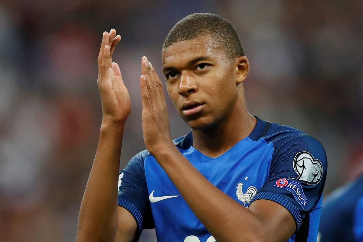 五位金球奖候选三个回家,还剩三位候选?一位横