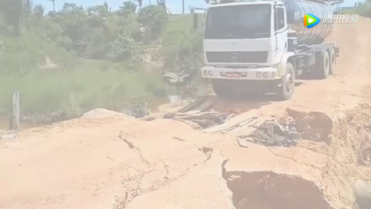 油价上涨，道路禁行，停车费上涨！货车司机还能“扛”多久？！