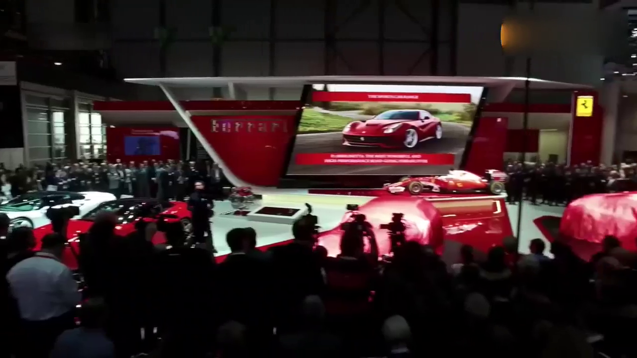 四驱豪马才够劲儿! 法拉利GTC4广州车展将首次亮相国内