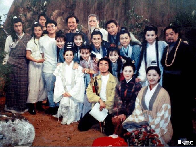 95版《神雕侠侣》幕后旧照,李莫愁第一次“心平气和”和过儿同框