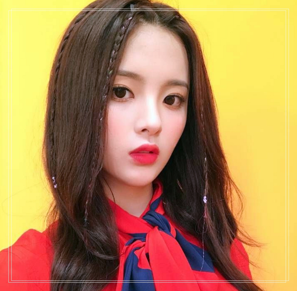 杨超越性感比基尼照显示好身材