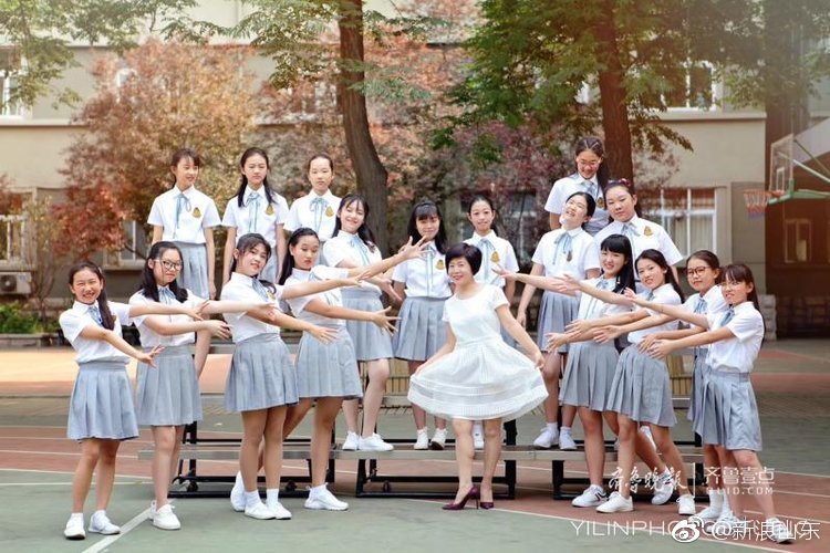 大片来袭!济南05后小学生毕业照美翻天