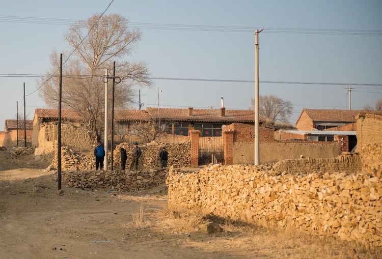 北方乡村怪异现象:三分之二的房子没人住,老人