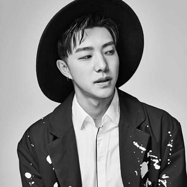 抖音5大高颜值男神:张欣尧费启鸣垫底,都跨不