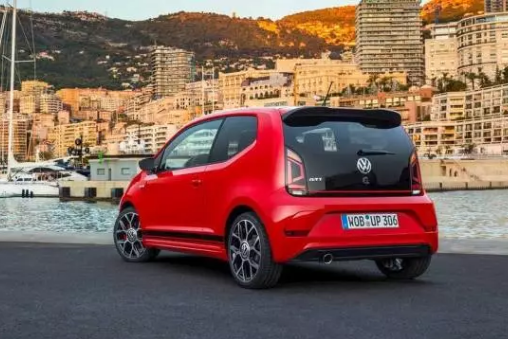 史上最小“钢炮”，113匹马力也配称作GTI？2018款大众Up！测评