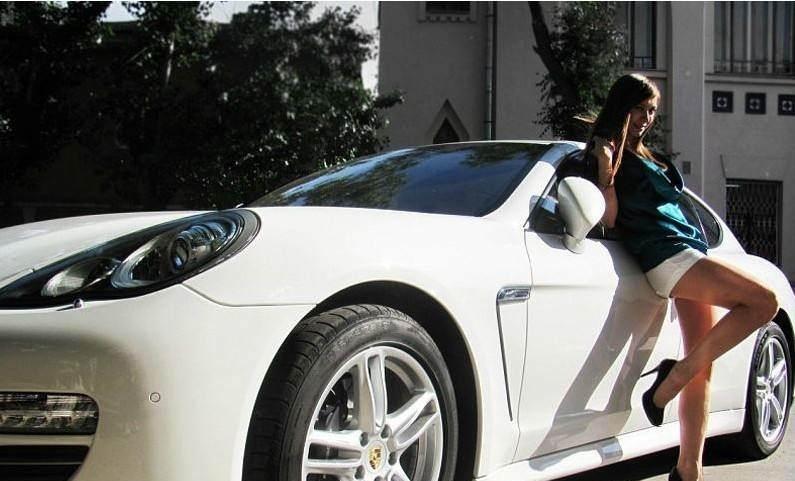 落地7万多SUV, 车身ESP+悬浮大屏